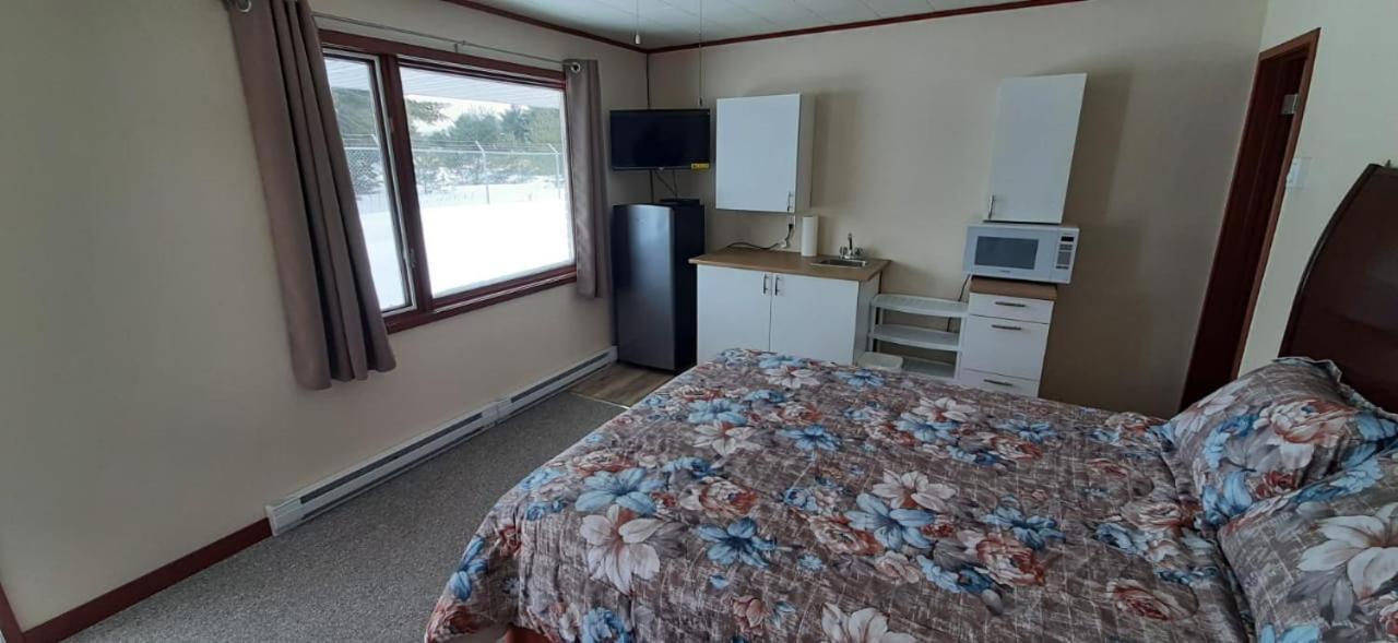 Super Nights Inn Sault Ste. Marie Exterior foto